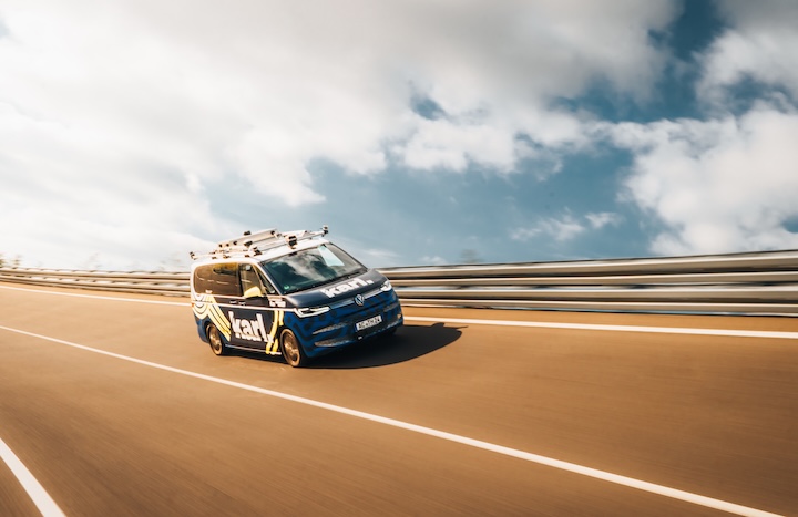 karl. — A Research Vehicle for Automated and Connected Driving
